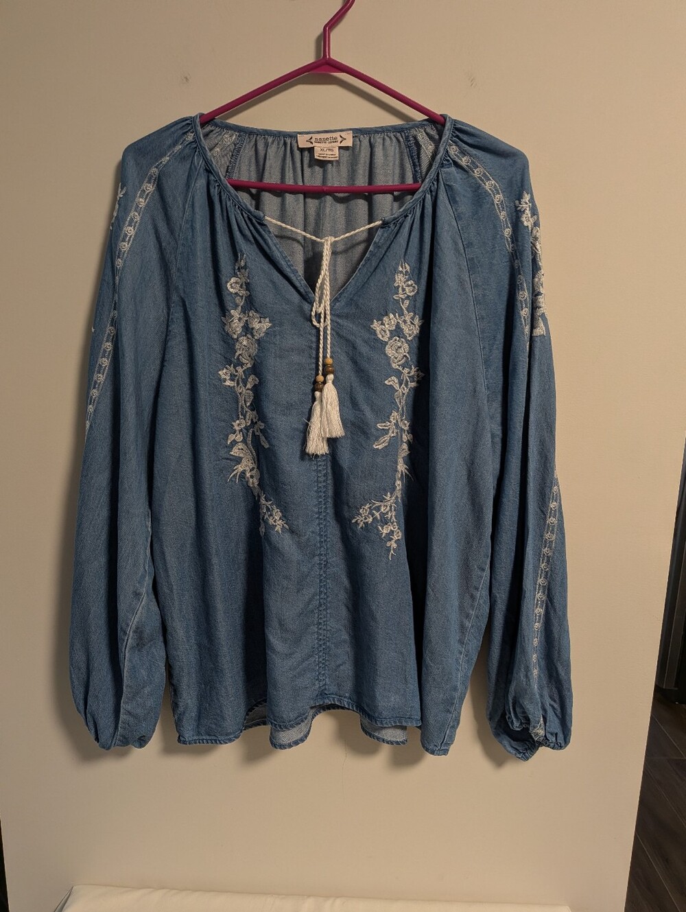 Nanette Lepore Blue Embroidered Tassel Peasant Top. Chambray Look.